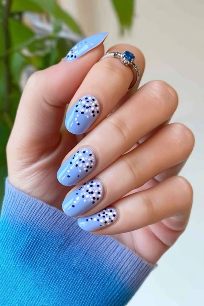 15 Creative Blue Polka Dot Nail Designs to Try