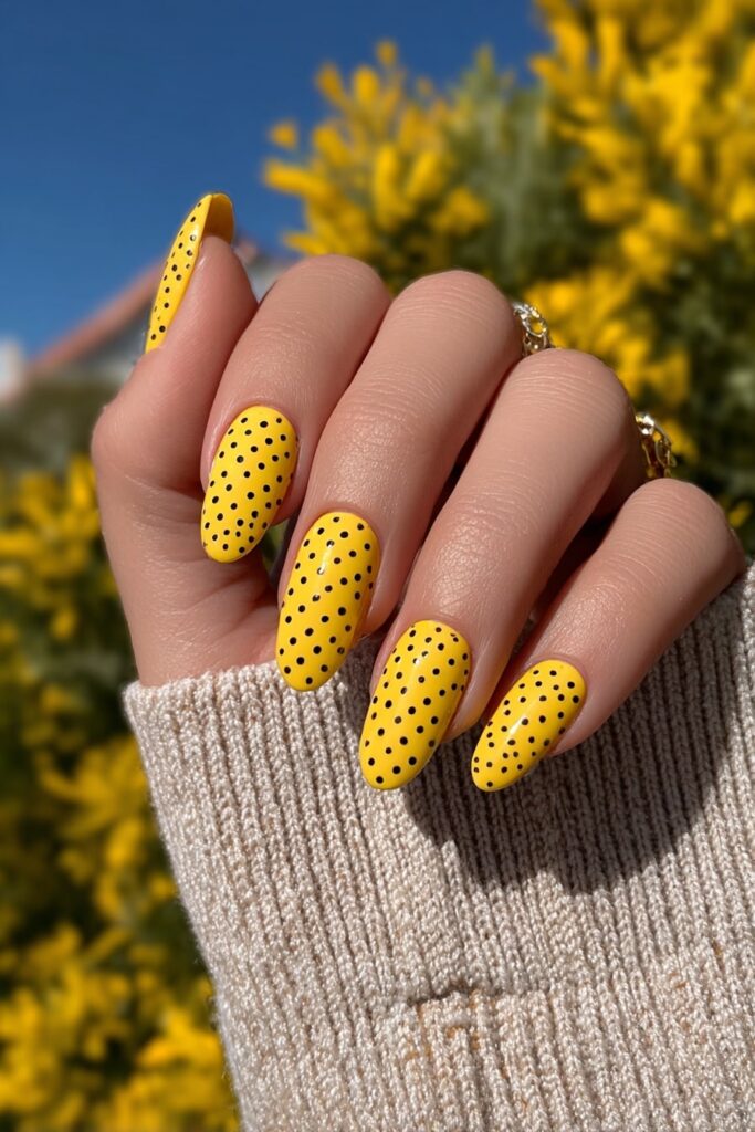15 Creative Yellow Polka Dot Nail Designs to Try
