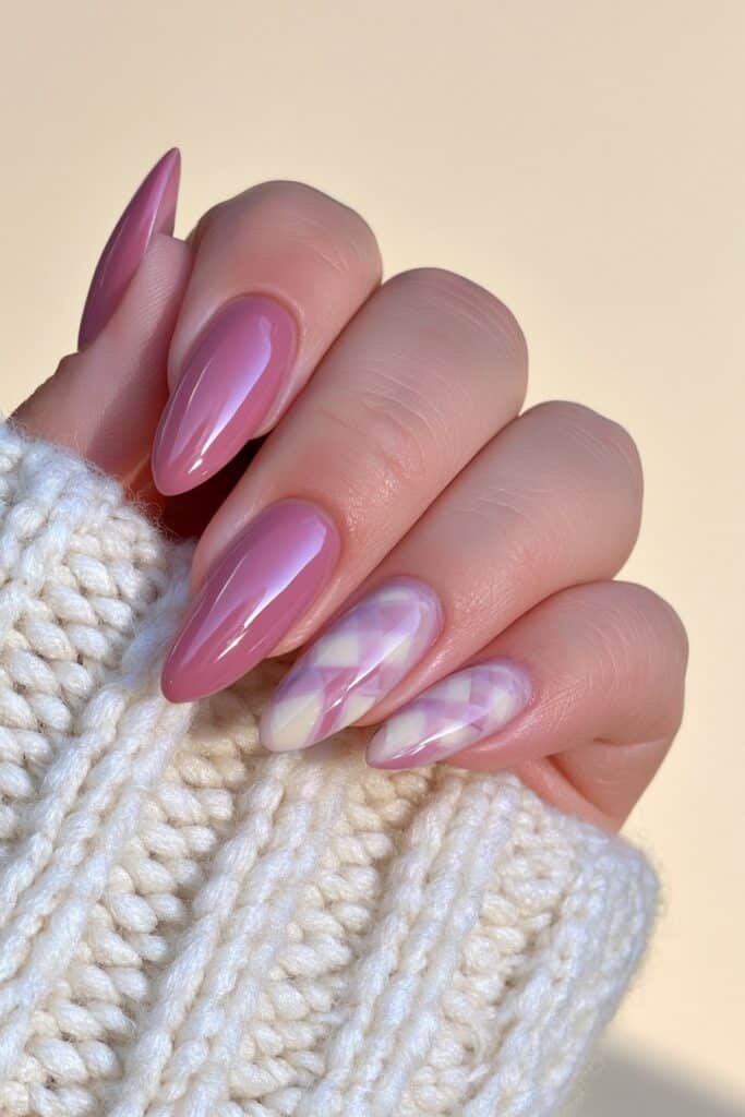 Short neutral nails with a brown checkered accent.