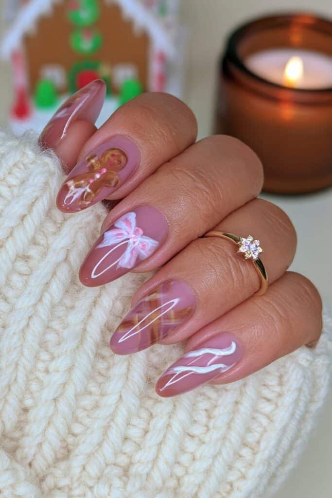 Short round gingerbread brown nails with soft caramel undertones and a creamy glossy finish.