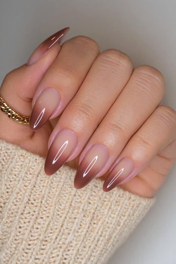 Creamy beige to milk chocolate ombré nails