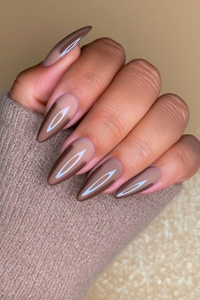 Tone-on-tone mocha nails with layered beige, latte, caramel, and deep brown details